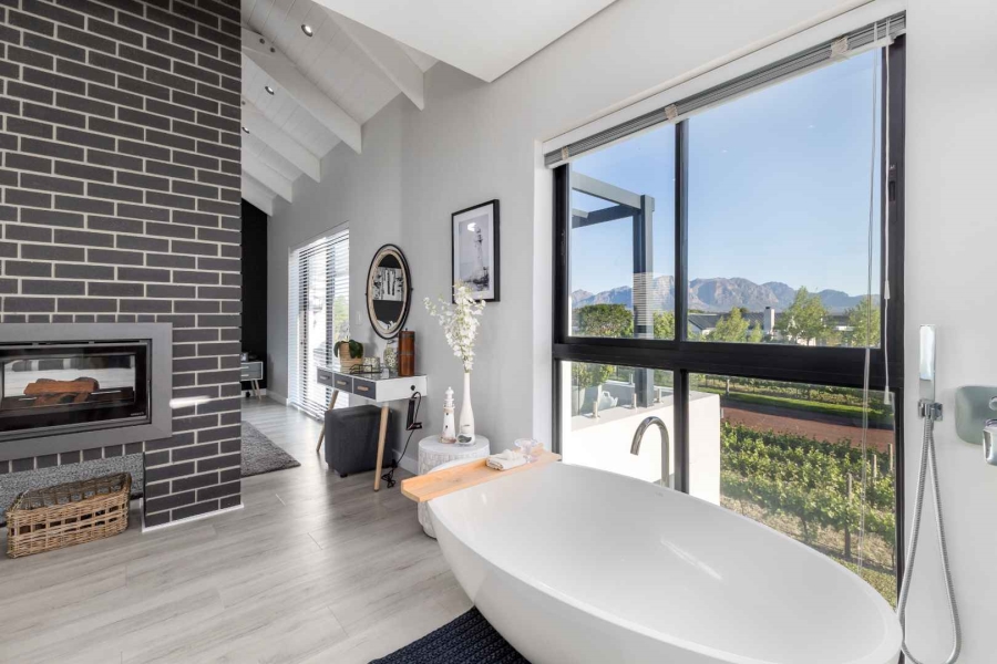 3 Bedroom Property for Sale in Val De Vie Estate Western Cape